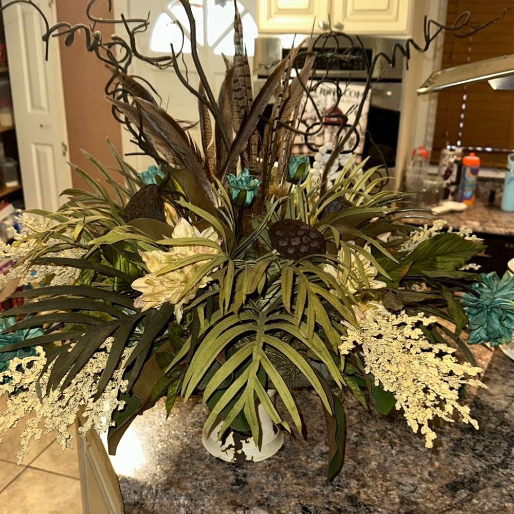 Flower arrangement